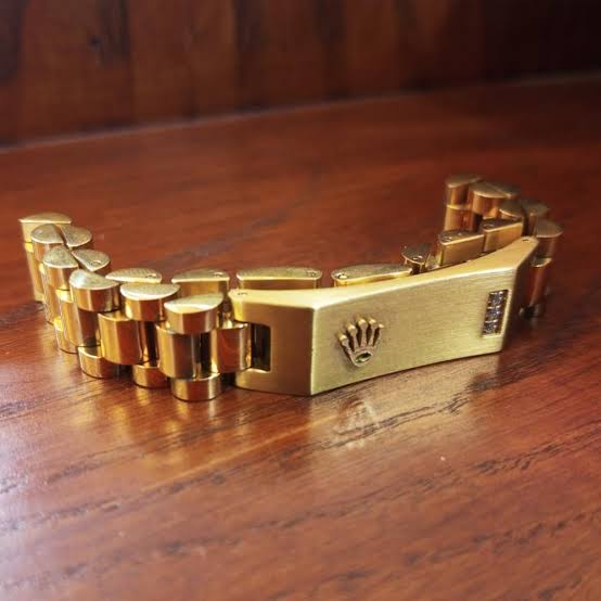 ROLEX Premium Stainless Steel Bracelet (Golden)